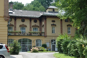 Front vom Schloss Freiland